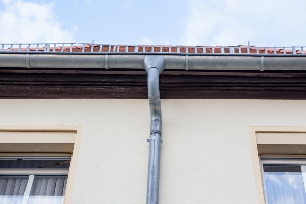 Commercial Gutter Maintenance in Visalia